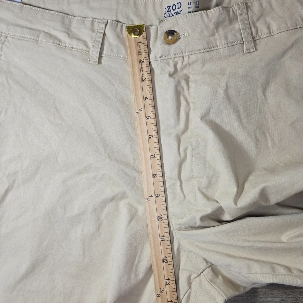 IZOD Saltwater Dockside Shorts Mens 44 Beige Stretch Chino Big Tall Casual